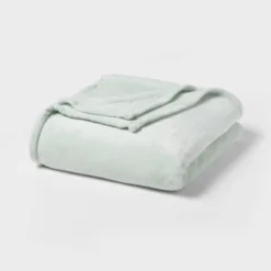 Recycled Polyester Throw Blanket - Room Essentials™ -Room Essentials Shop GUEST 011ddd1b 5778 4884 8143 f215ea2d5c41