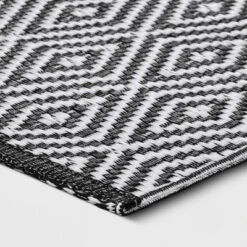 Diamond Check Indoor/Outdoor Rug - Room Essentials™ -Room Essentials Shop GUEST ee6ed4e6 522b 45a4 817b 0fdcbd433976